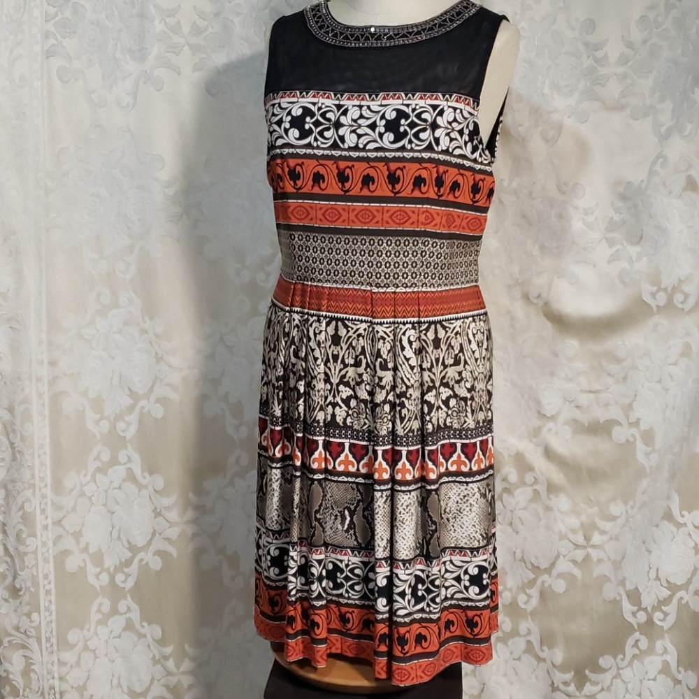 Sandra Darren Beautifully Patterned Dress w/Pleated Skirt